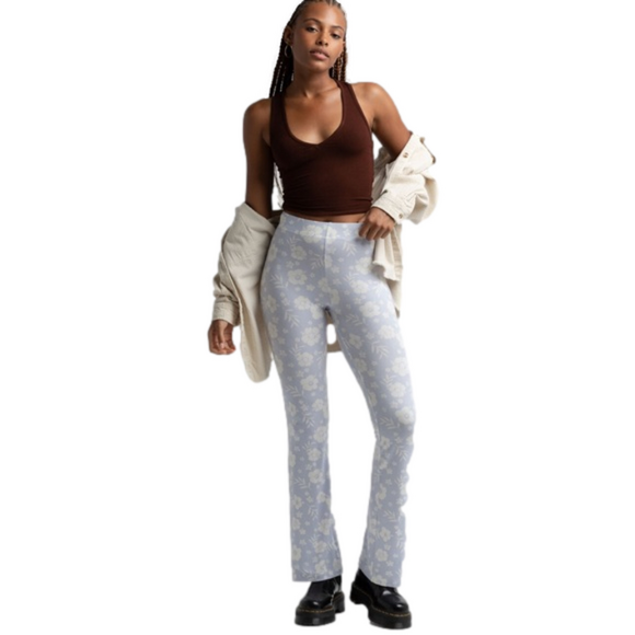 NWT RSQ Purple Hibiscus Floral Flare Pull on Pants - Picture 15 of 15